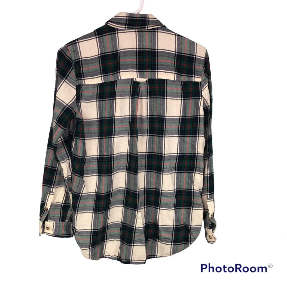 American Eagle Small Boyfriend Fit Flannel - Picture 2 of 2